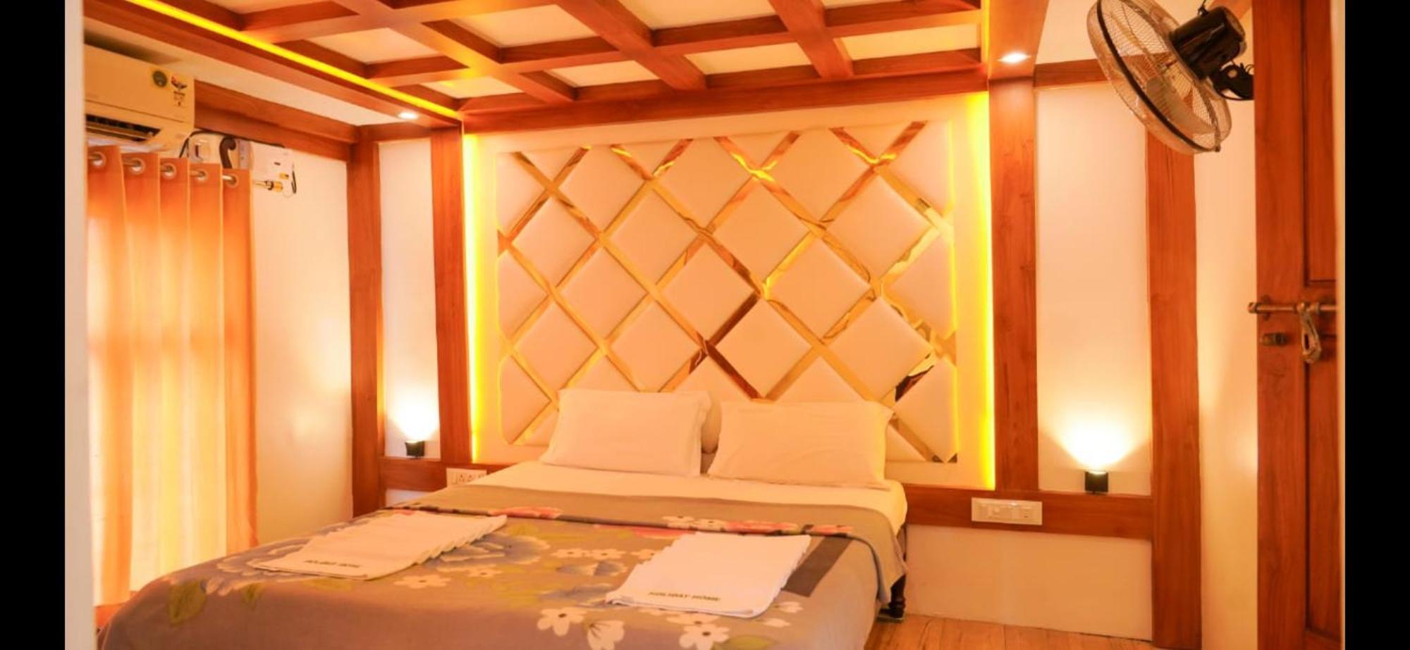 Victoria Houseboats Hotel Alappuzha Luaran gambar