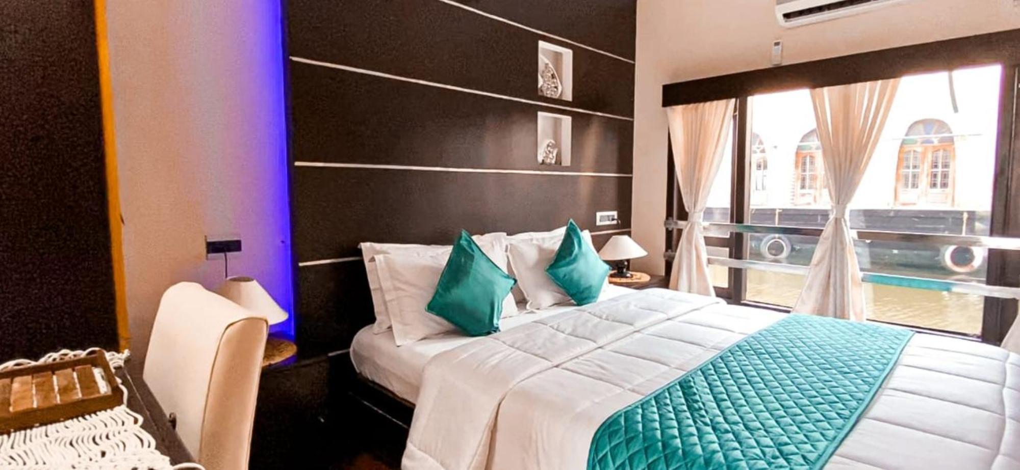 Victoria Houseboats Hotel Alappuzha Luaran gambar