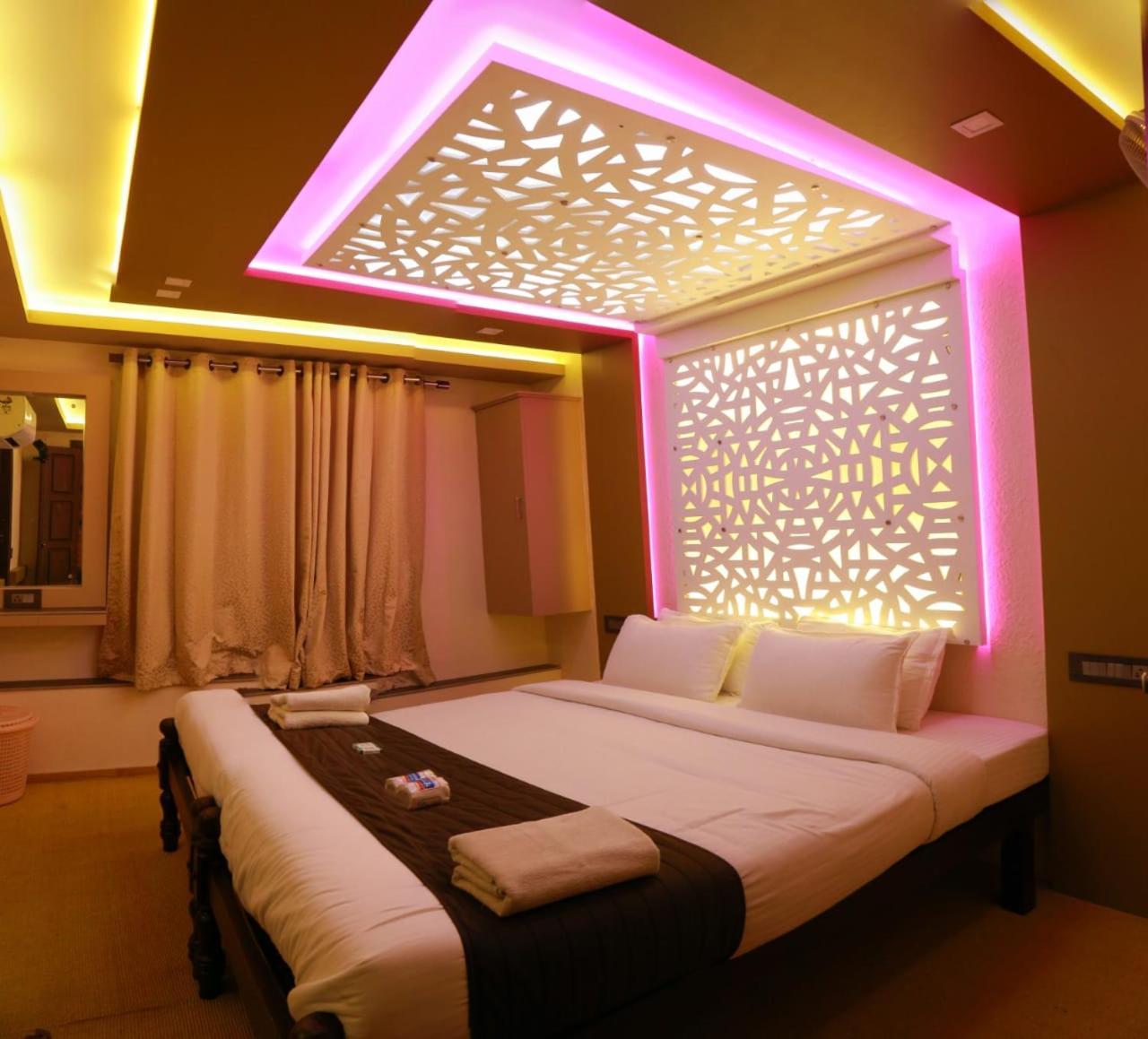 Victoria Houseboats Hotel Alappuzha Luaran gambar