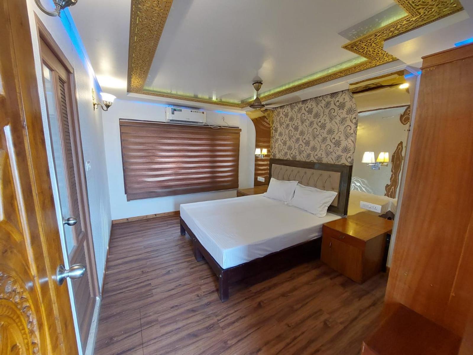 Victoria Houseboats Hotel Alappuzha Luaran gambar